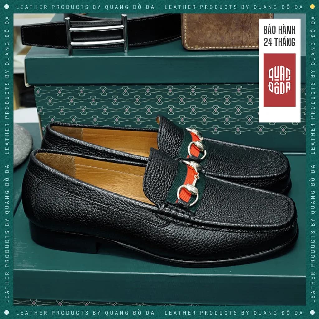 Giày Horsebit Loafer Da Mill Mũi Vuông Đế Gỗ Phíp — góc nhìn chi tiết